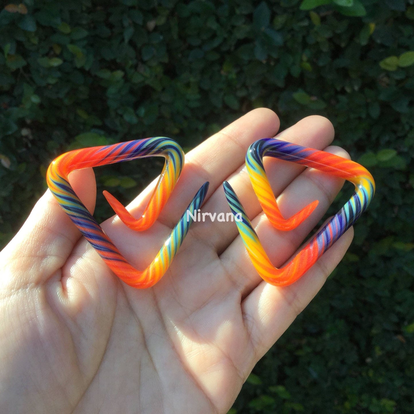 1 Pair (2 Pieces) Rainbow Free-Style Triangle Spirals Glass