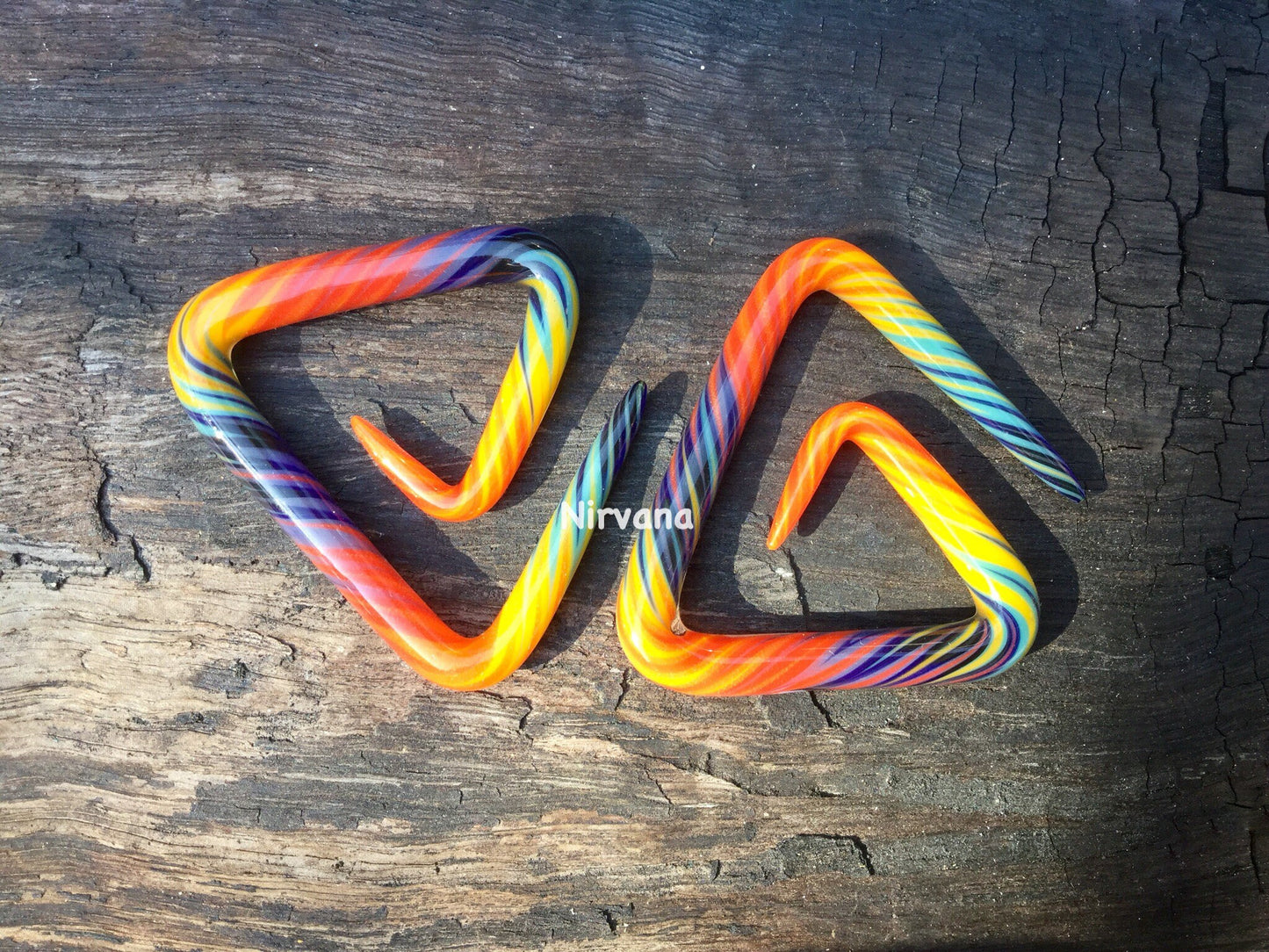 1 Pair (2 Pieces) Rainbow Free-Style Triangle Spirals Glass