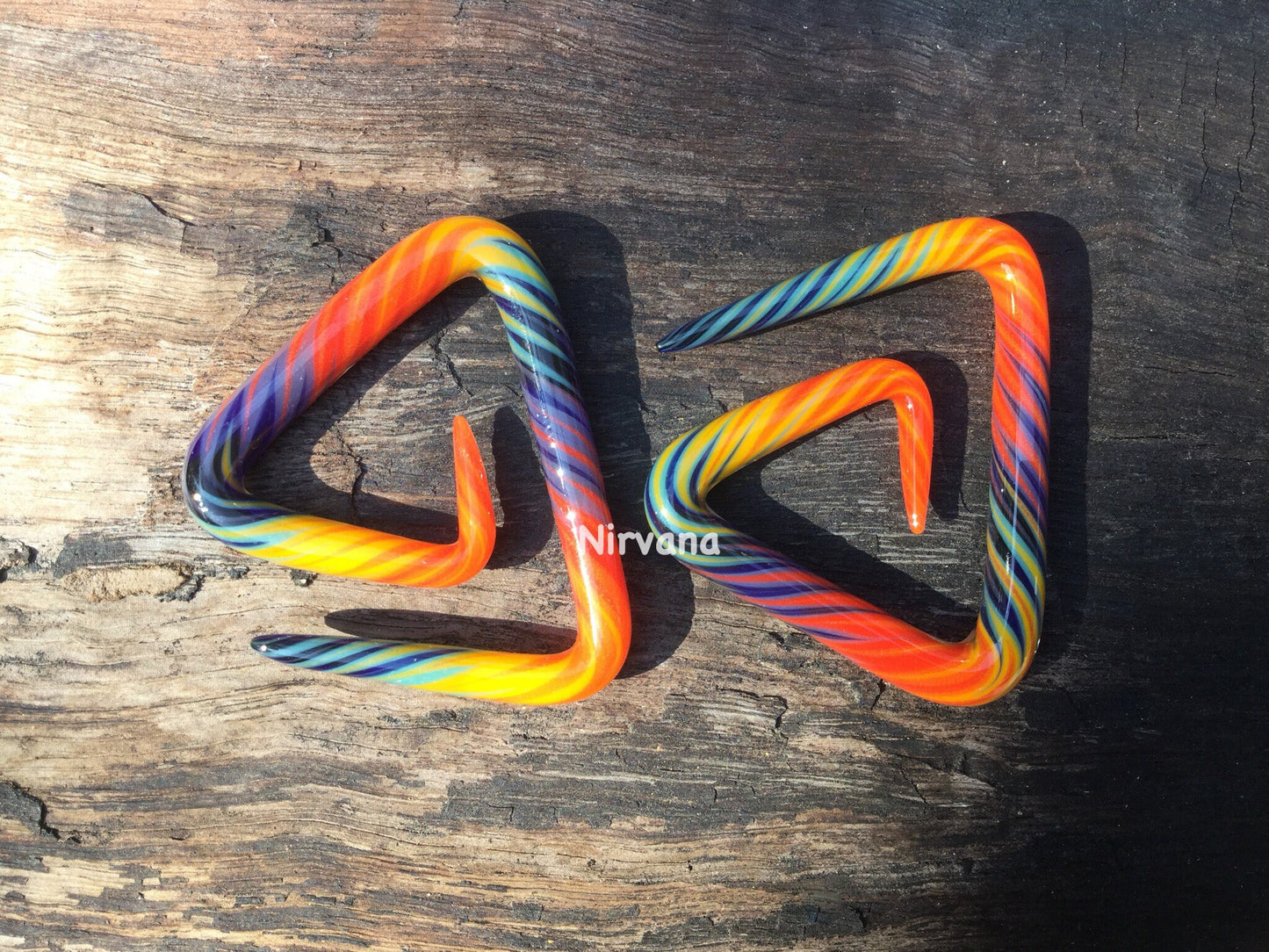 1 Pair (2 Pieces) Rainbow Free-Style Triangle Spirals Glass