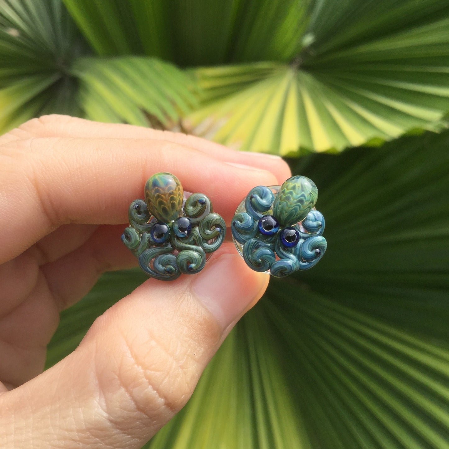 1 Pair (2 Pieces) Exotic Blue Octopus Plugs Pyrex Glass
