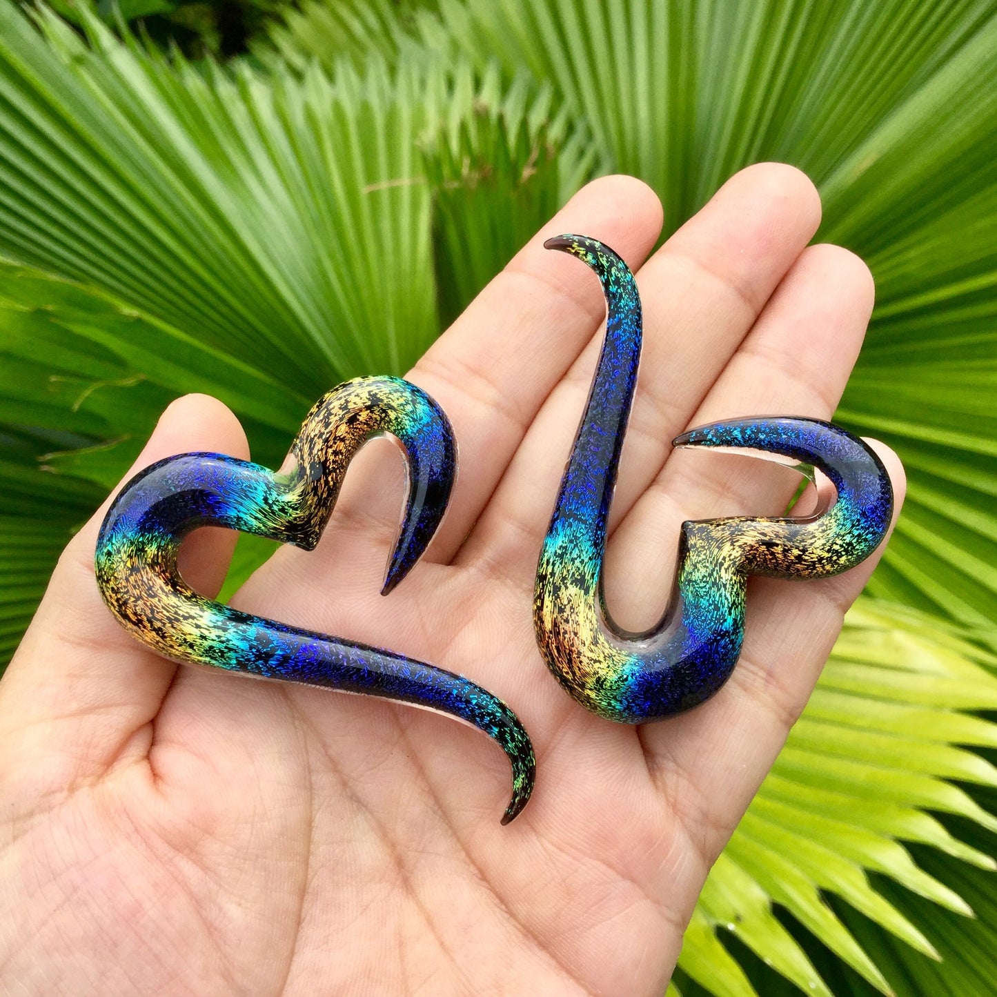 1 Pair (2 Pieces) Aquatic Rainbow Dichroic Glass Heart Spirals