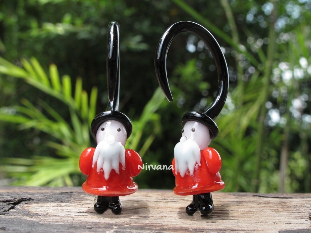 1 Pair (2 Pieces) Red Shirt Black Hat Gnome Claws