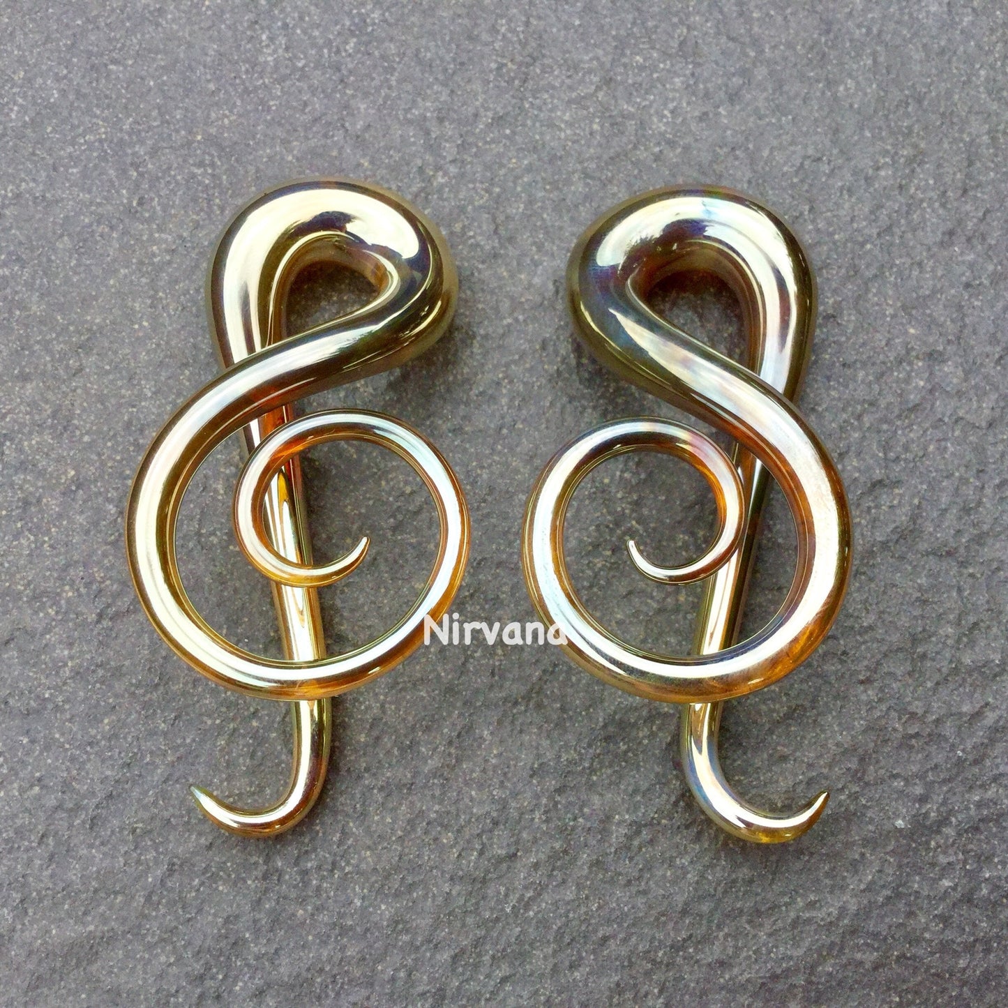 1 Pair (2 Pieces) Silver/Gold G Clef Music Ear Shapes Spirals