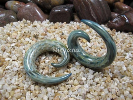 1 Pair (2 Pieces) Exotic Light Green Earth Classic Spirals