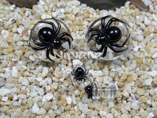 1 Pair (2 Pieces) Black Widow Spider Glass Plugs