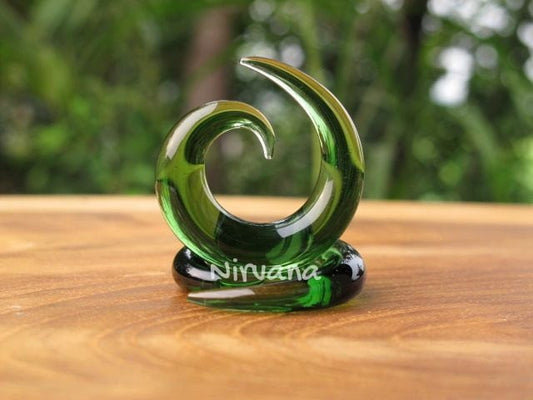 1 Pair (2 Pieces) Solid Color Translucent Green Classic Spirals