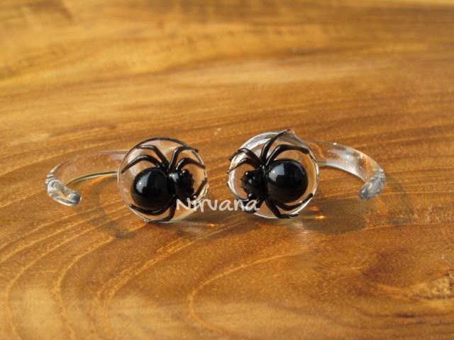 1 Pair (2 Pieces) Black Widow Spider Claws