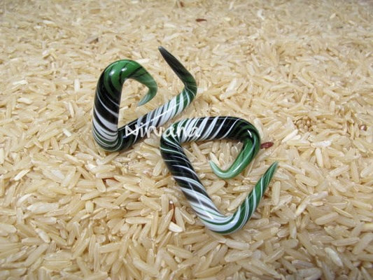 1 Pair (2 Pieces) Green/Black/White Free Style Triangle Spirals Glass