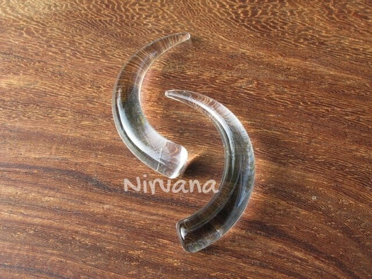 1 Pair (2 Pieces) Clear Glass Tusks