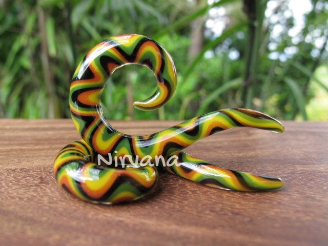 1 Pair (2 Pieces) Rasta Snake Pattern Thai Spirals Glass