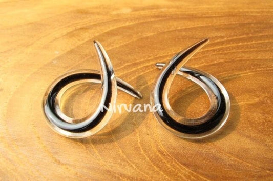 1 Pair (2 Pieces) Solid Color Encased Black Single Twist Ear Shapes Spirals