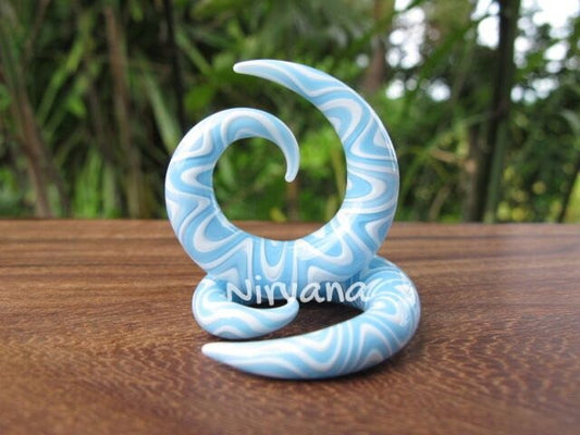 1 Pair (2 Pieces) Sky Blue & White Snake Classic Spirals Glass