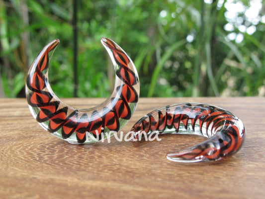 1 Pair (2 Pieces) Glass Black & Red Encased Twist Septum Pinchers