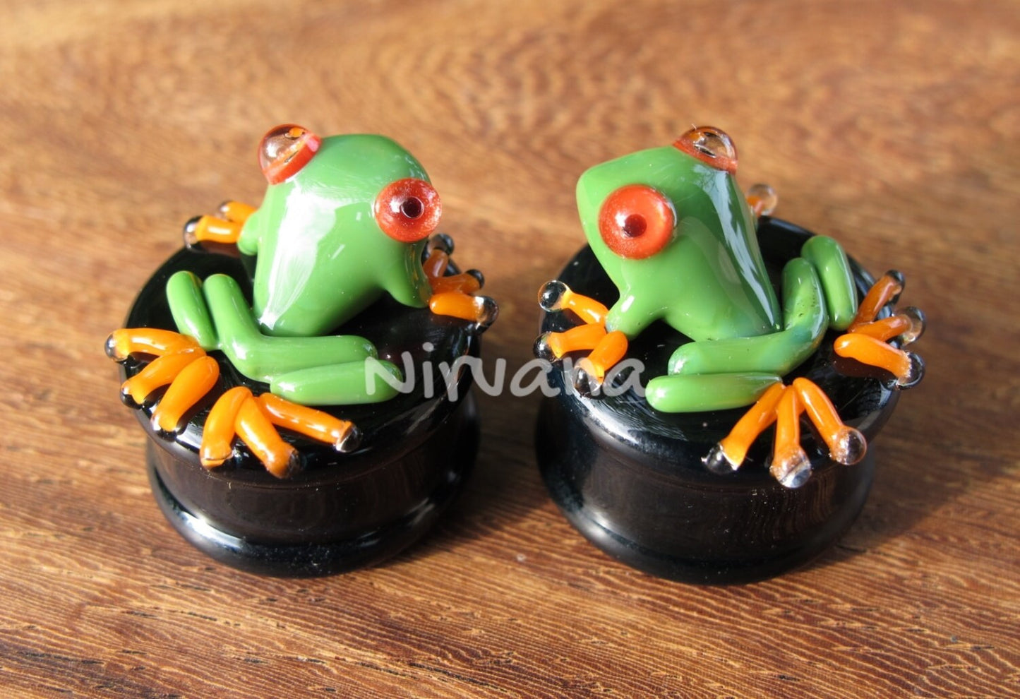 1 Pair (2 Pieces) Green Poison Tree Frog with Orange Legs on Black Plugs