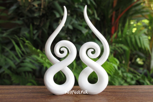 1 Pair (2 Pieces) White Glass Note Spirals