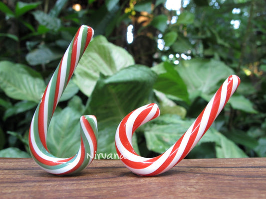 1 Pair (2 Pieces) Mixed Pair Glass Holiday Peppermint Candy Cane Ear Jewelry