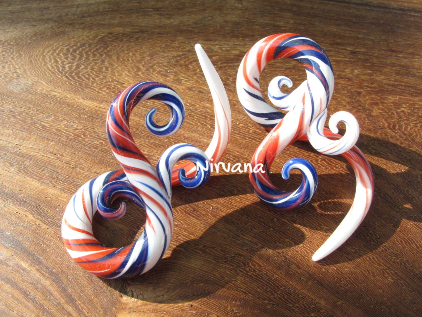 1 Pair (2 Pieces) Cobalt Blue, White & Red Free Style Bonita Spirals Glass