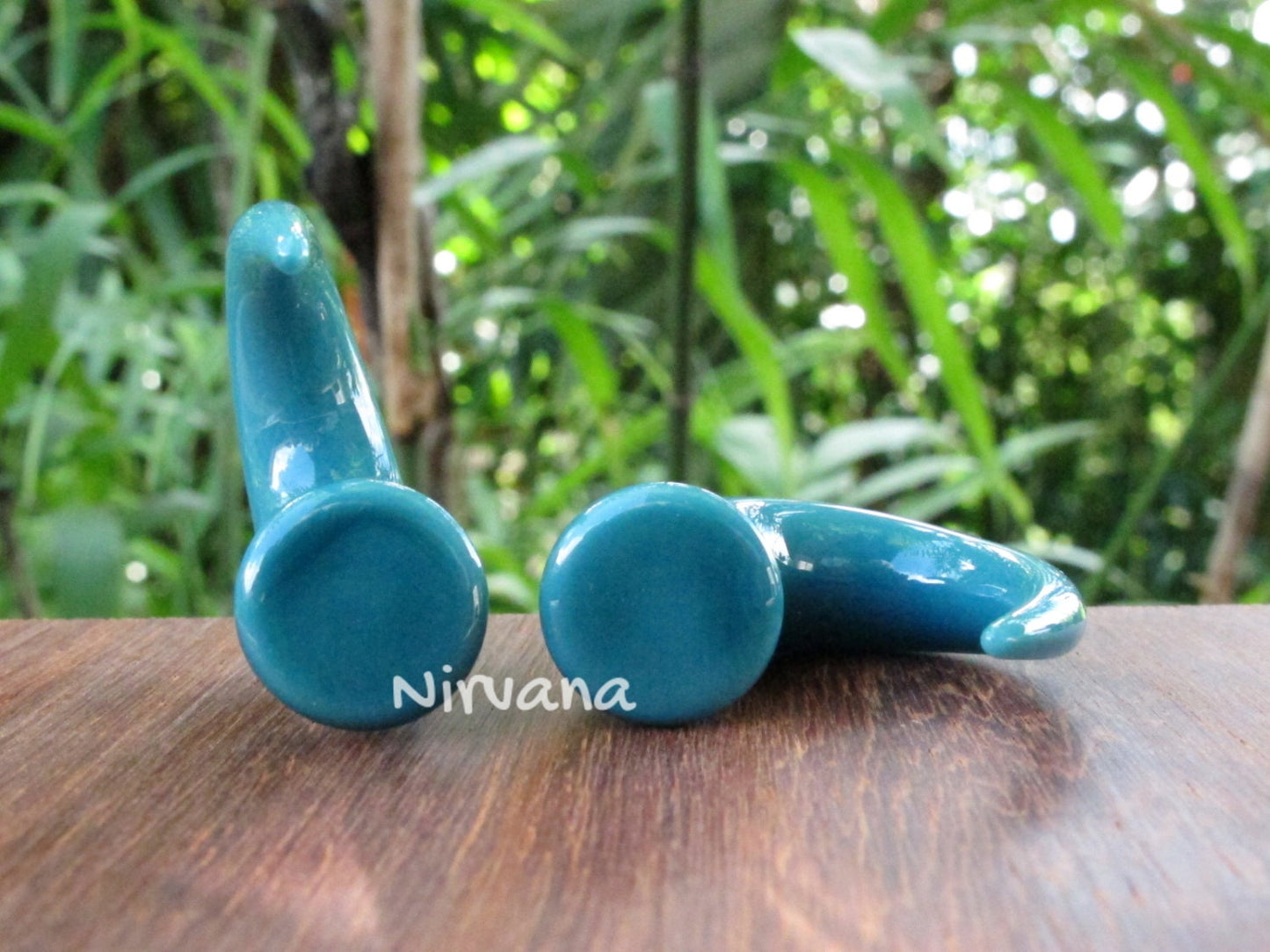 1 Pair (2 Pieces) Solid Color Aqua Claws