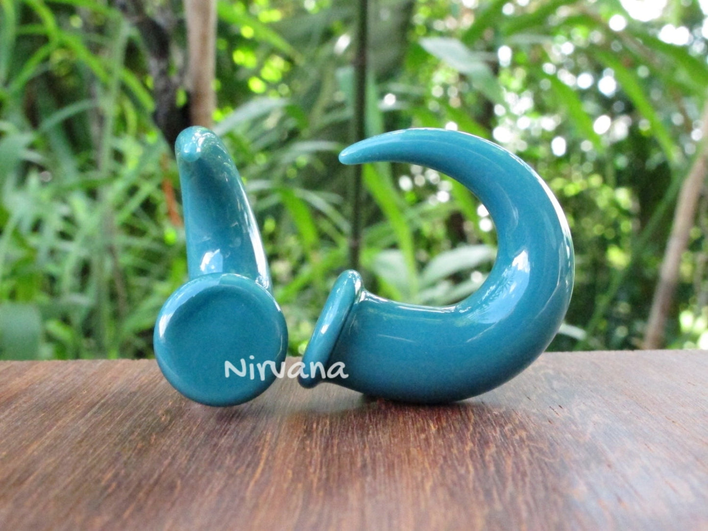 1 Pair (2 Pieces) Solid Color Aqua Claws