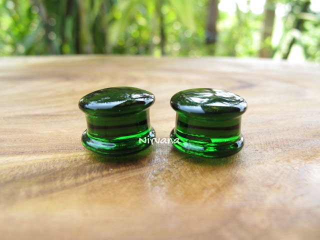 1 Pair (2 Pieces) Transparent Green Solid Color Glass Plugs