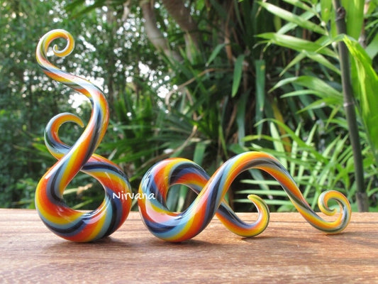 1 Pair (2 Pieces) Rainbow Classic Twist Pattern Glass Curly Note Shapes