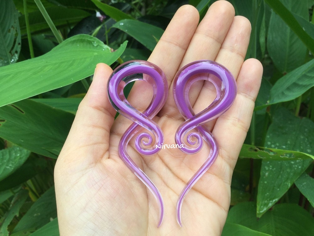 1 Pair (2 Pieces) Translucent Purple Encased Mauve Glass Note Spirals